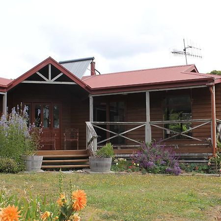 Eagle'S Roost Farmstay B&B Rocky Cape Bagian luar foto